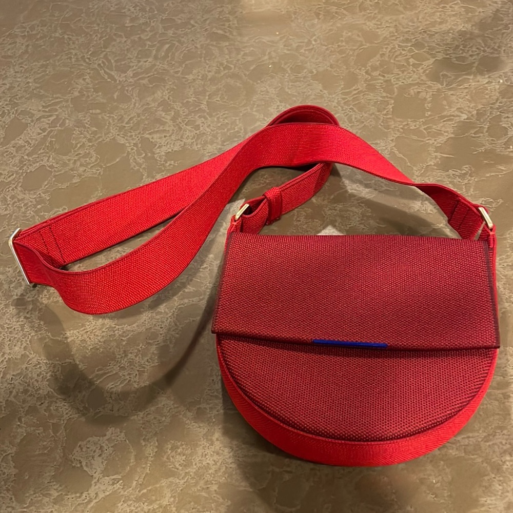 Rothy’s crossbody